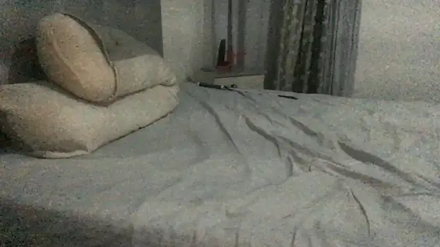 paula19800 online show from October 29, 9:16 pm