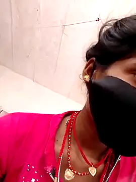 Snapshot of Cuty_kinjal chatting on September 23, 9:56 am Cuty kinjal online show from September 23, 9:56 am