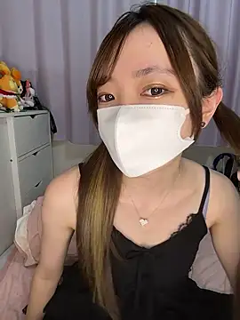 Snapshot of Moe_v_v chatting on November 27, 4:03 am Moe v v online show from November 27, 4:03 am