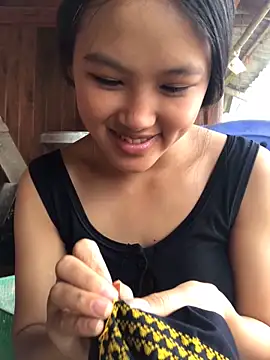 Snapshot of Mai_lovely chatting on October 7, 2:09 am Mai lovely online show from October 7, 2:09 am