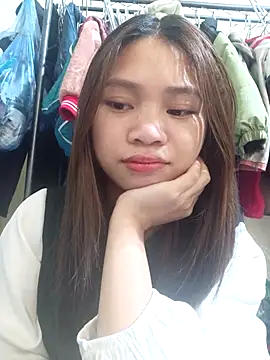 Snapshot of Mayy1 chatting on November 15, 2:09 am Mayy1 online show from November 15, 2:09 am