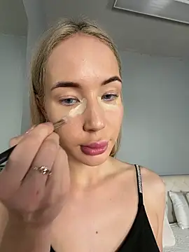 MaryDavies online show from March 26, 6:52 am