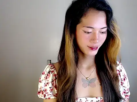 Snapshot of ashley_bombshell chatting on October 23, 8:18 pm ashley bombshell online show from October 23, 8:18 pm