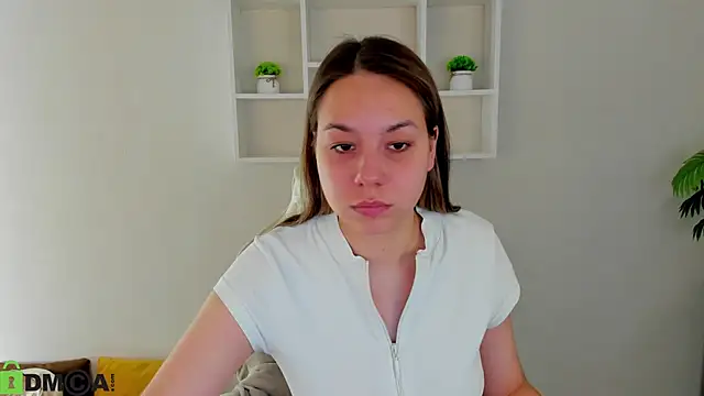 Al1ice Moures online show from October 13, 9:31 am