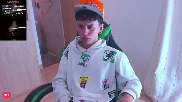 Skinny batman online show from November 19, 9:26 pm