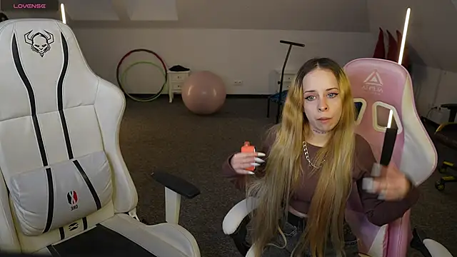 Snapshot of Luchi_Sun chatting on November 11, 11:32 am Luchi Sun online show from November 11, 11:32 am