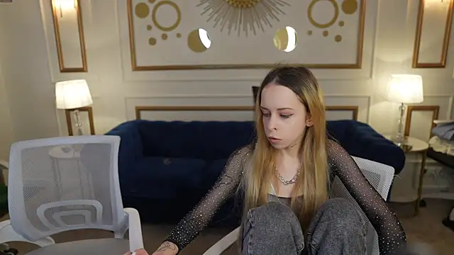 Snapshot of Luchi_Sun chatting on December 3, 11:19 am Luchi Sun online show from December 3, 11:19 am