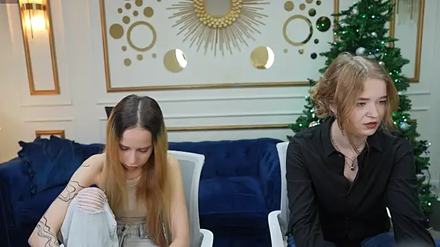 Snapshot of Luchi_Sun chatting on December 17, 11:27 am Luchi Sun online show from December 17, 11:27 am