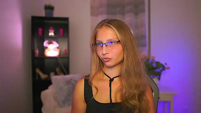 emmie murray online show from October 10, 6:07 pm