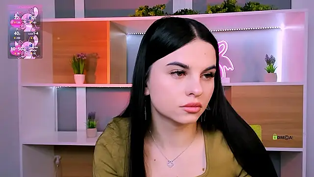 nicole muah online show from January 19, 1:59 pm