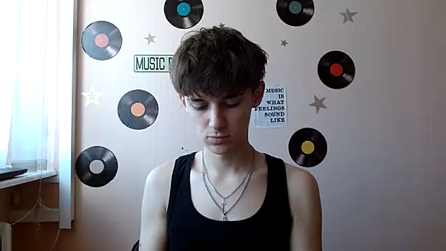 Hoot Dude  online show from October 12, 11:09 am