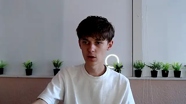 Hoot Dude  online show from October 15, 1:44 pm