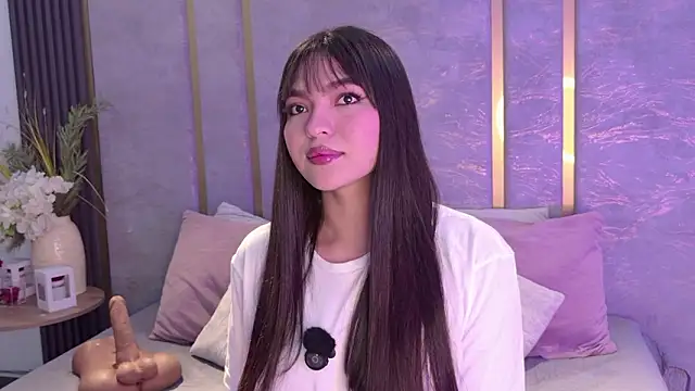 Samantha Hans online show from March 2, 8:48 pm