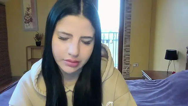 Malibu J online show from November 6, 8:04 am