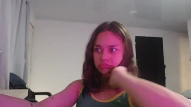 LittleCheerry69 online show from March 6, 7:54 pm