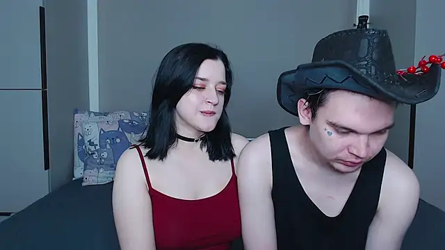 Snapshot of jackoffjillss chatting on October 4, 6:17 pm jackoffjillss online show from October 4, 6:17 pm