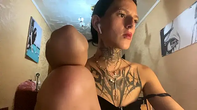 NamBraun online show from October 5, 6:17 pm