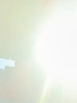 Snapshot of lilmisssunshine_ chatting on October 16, 8:32 pm lilmisssunshine  online show from October 16, 8:32 pm