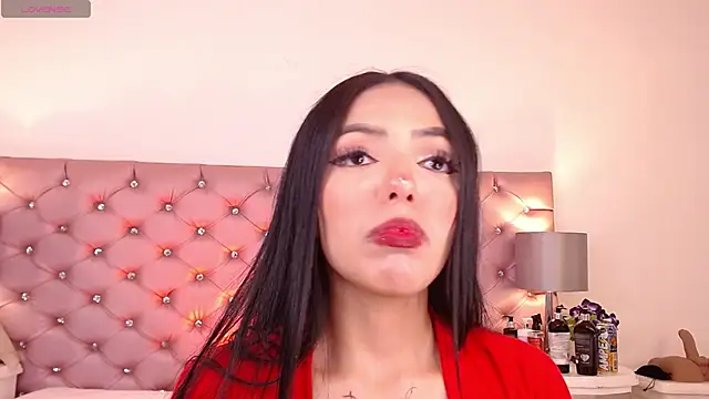 Snapshot of Liv20_ chatting on December 1, 12:48 am Liv20 online show from December 1, 12:48 am