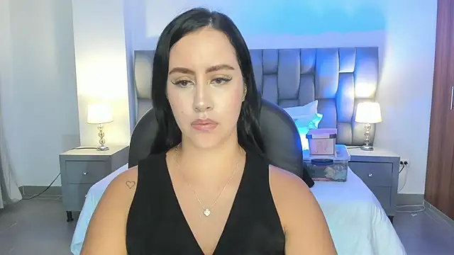 Natasha Kiim  online show from April 9, 3:50 am