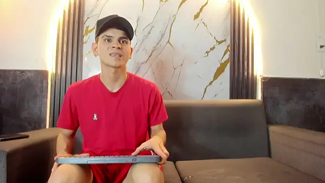 liam coleman25 online show from February 13, 4:52 am