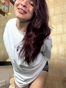 Snapshot of came_lia1 chatting on October 4, 2:09 am came lia1 online show from October 4, 2:09 am