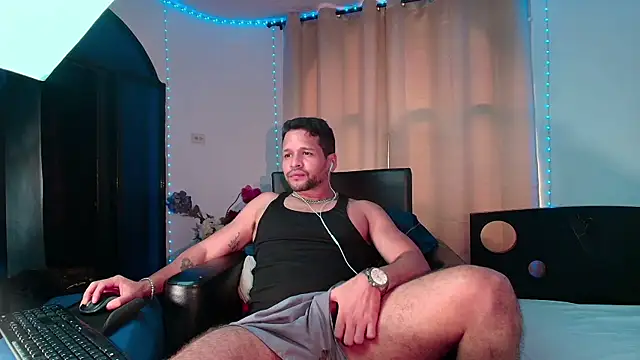 LucasGaeel online show from February 19, 3:41 pm