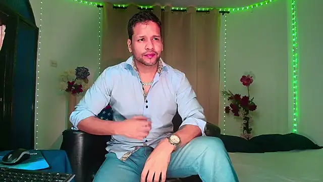 LucasGaeel online show from February 25, 12:59 pm