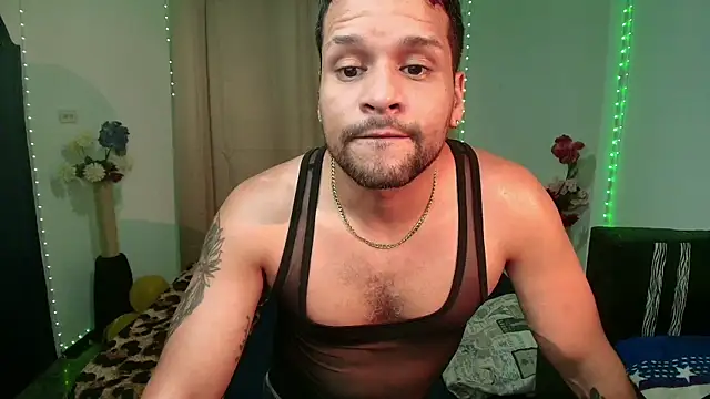 LucasGaeel online show from April 15, 12:39 am