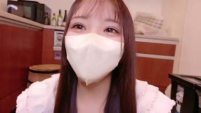 Snapshot of NINOoHard-Engine chatting on November 29, 9:45 am NINOoHard-Engine online show from November 29, 9:45 am