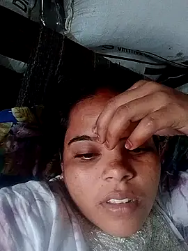 Snapshot of Cuty_nensi chatting on October 6, 7:50 am Cuty nensi online show from October 6, 7:50 am