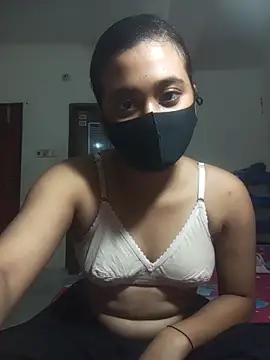 Snapshot of Love_Queen11 chatting on October 12, 3:11 pm Love Queen11 online show from October 12, 3:11 pm