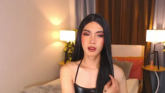 Snapshot of AmarraSins chatting on September 28, 3:23 am AmarraSins online show from September 28, 3:23 am