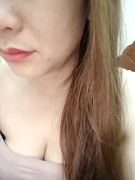 Girl Shy2000 online show from November 8, 9:24 pm