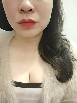 Girl Shy2000 online show from February 2, 1:21 pm