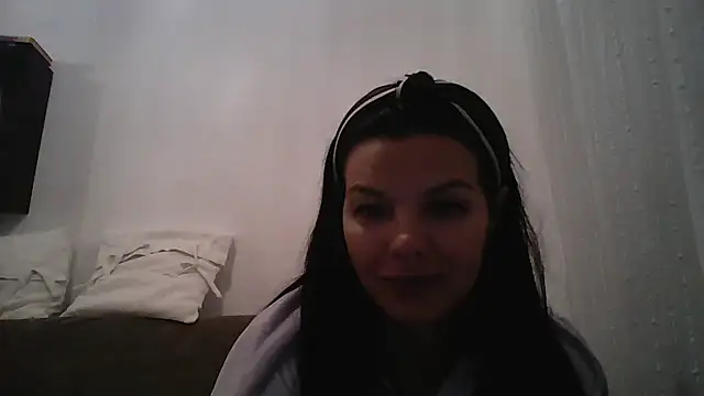 Snapshot of Lorivell chatting on November 27, 7:49 pm Lorivell online show from November 27, 7:49 pm