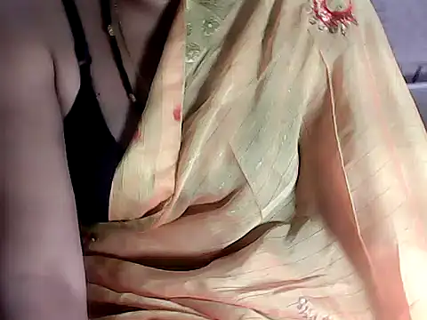 Snapshot of RINA_RANI_0 chatting on November 27, 12:35 am RINA RANI 0 online show from November 27, 12:35 am