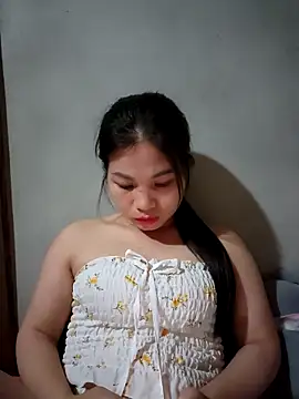 Snapshot of Meoweo_23 chatting on October 9, 1:53 pm Meoweo 23 online show from October 9, 1:53 pm