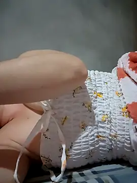 Snapshot of Meoweo_23 chatting on October 12, 10:09 pm Meoweo 23 online show from October 12, 10:09 pm