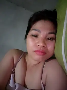 Snapshot of Meoweo_23 chatting on October 17, 4:59 am Meoweo 23 online show from October 17, 4:59 am