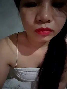 Snapshot of Meoweo_23 chatting on October 19, 6:58 am Meoweo 23 online show from October 19, 6:58 am