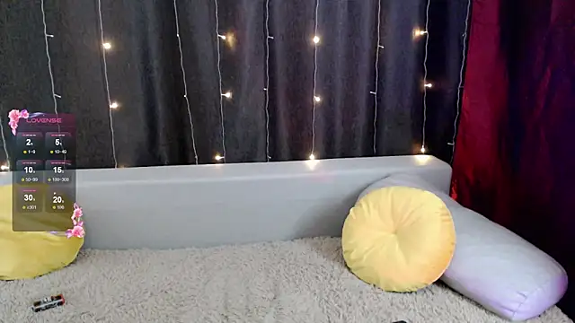 Snapshot of evan_reinhart chatting on November 17, 9:31 pm evan reinhart online show from November 17, 9:31 pm