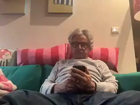 Snapshot of chtentation chatting on September 30, 7:30 pm chtentation online show from September 30, 7:30 pm