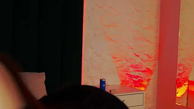 Luna Olsen online show from March 15, 4:29 am