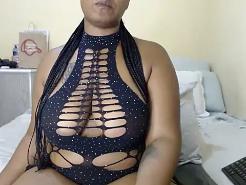 HORNYMELONS22xx online show from November 1, 6:32 pm