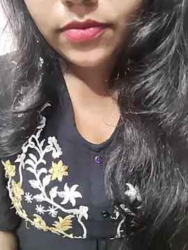 Snapshot of Miss_Rose__ chatting on October 19, 5:35 pm Miss Rose online show from October 19, 5:35 pm