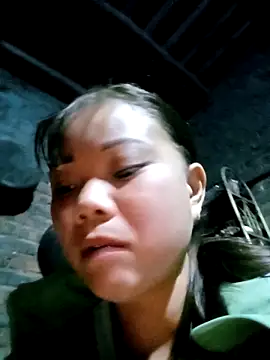 Snapshot of Samyy_xx chatting on November 30, 10:25 pm Samyy xx online show from November 30, 10:25 pm