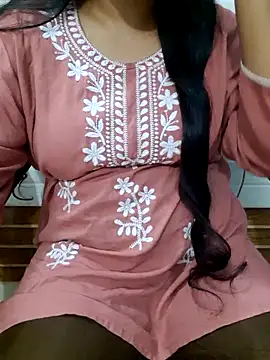 Snapshot of Anchal-si chatting on October 3, 6:43 am Anchal-si online show from October 3, 6:43 am