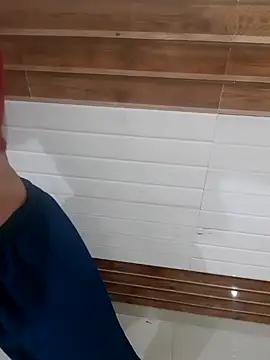 Snapshot of Minakshi_677 chatting on November 19, 12:32 am Minakshi 677 online show from November 19, 12:32 am