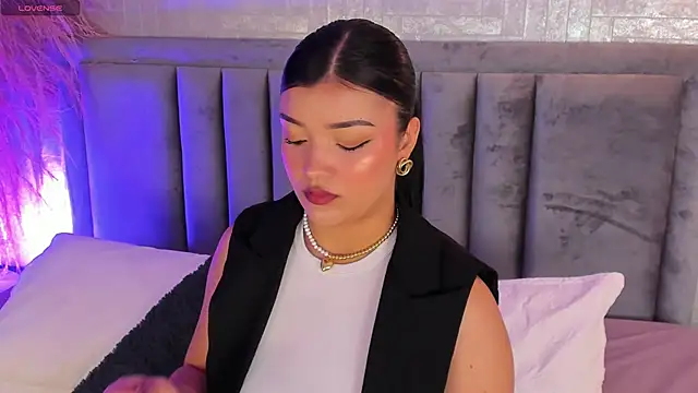 EmmaBlossom online show from October 19, 3:12 pm